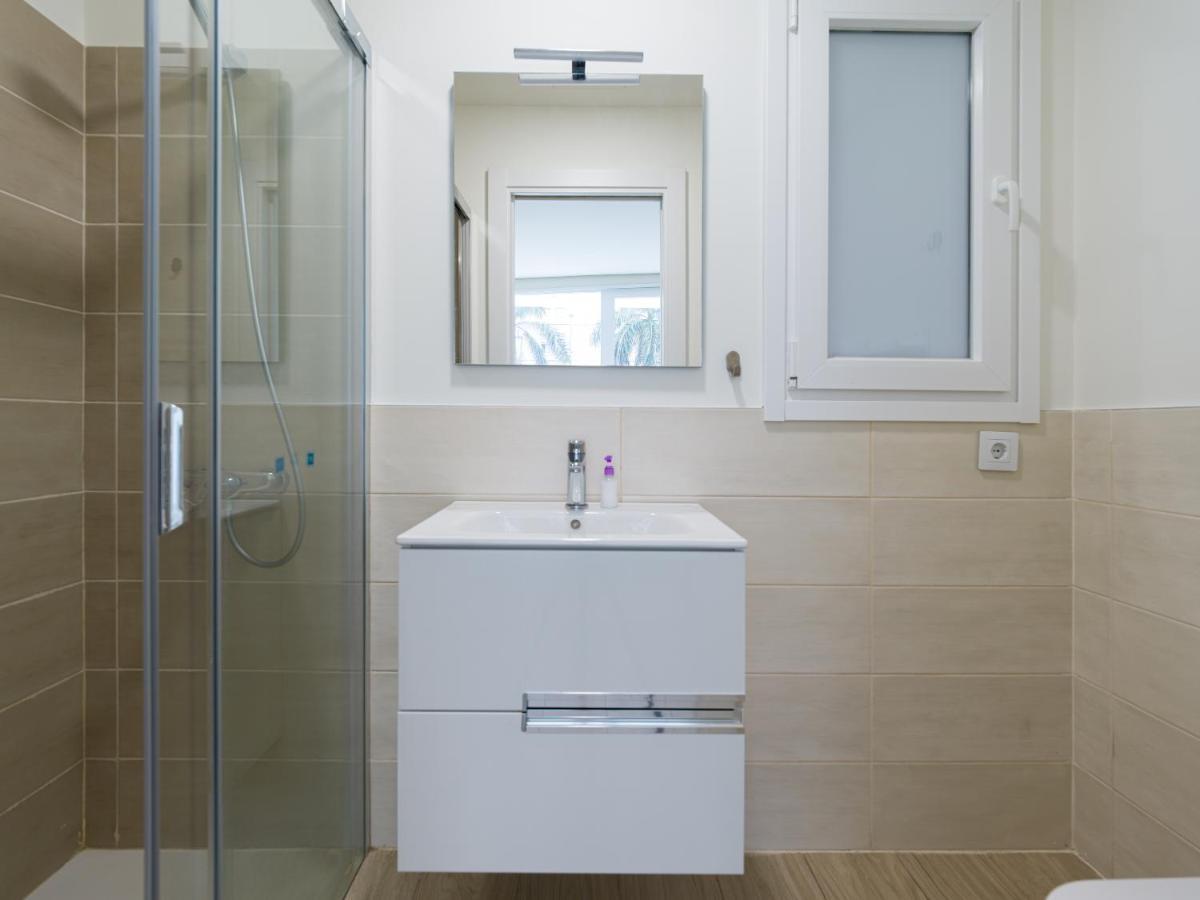 Homeforguest Modern Apartment In Las Canteras With Parking Las Palmas de Gran Canaria Exterior foto